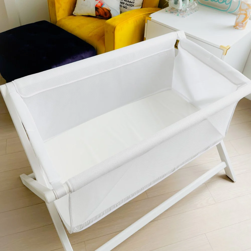 BreathableBaby Breathable Mesh Portable Bassinet - White - Image 6