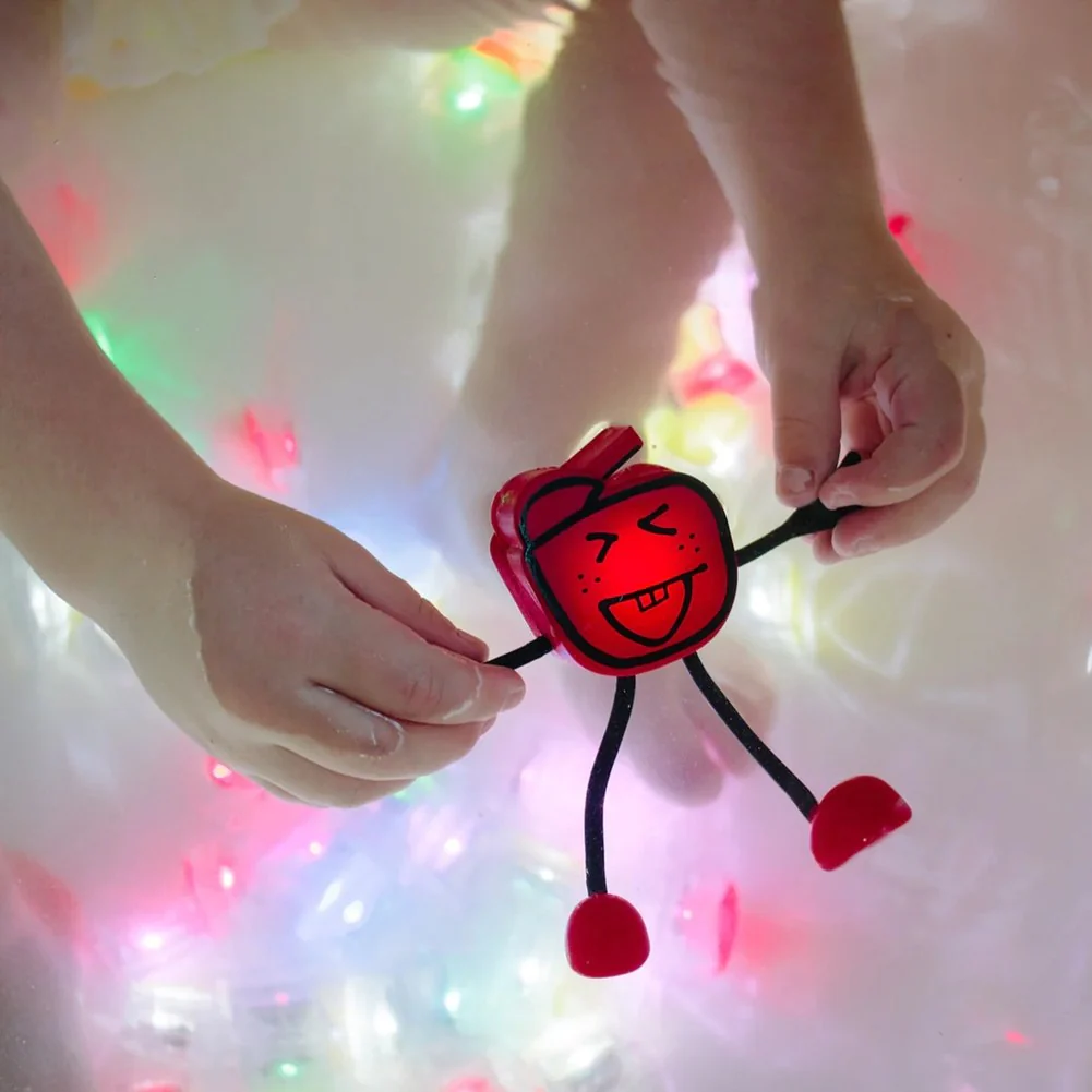 Glo Pals Light-Up Bath Toy - Sammy - Image 3